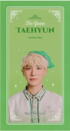 Taehyun Season's Greetings 2021 Photocard - TOMORROW X TOGETHER - TOMORROW X TOGETHER K-pop photocard