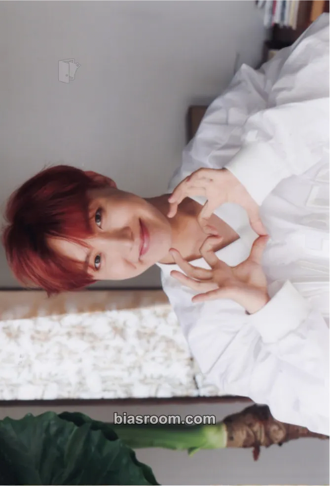 j-hope BTS EXHIBITION: 24/7 = Serendipity (오,늘) Photocard - BTS - BTS K-pop photocard