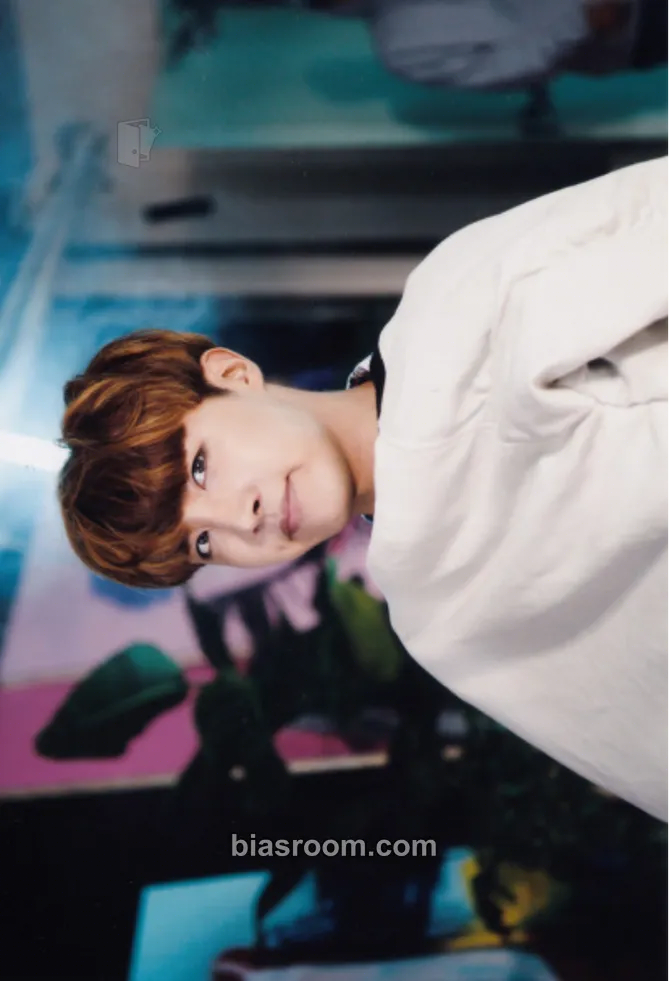 j-hope BTS EXHIBITION: 24/7 = Serendipity (오,늘) Photocard - BTS - BTS K-pop photocard