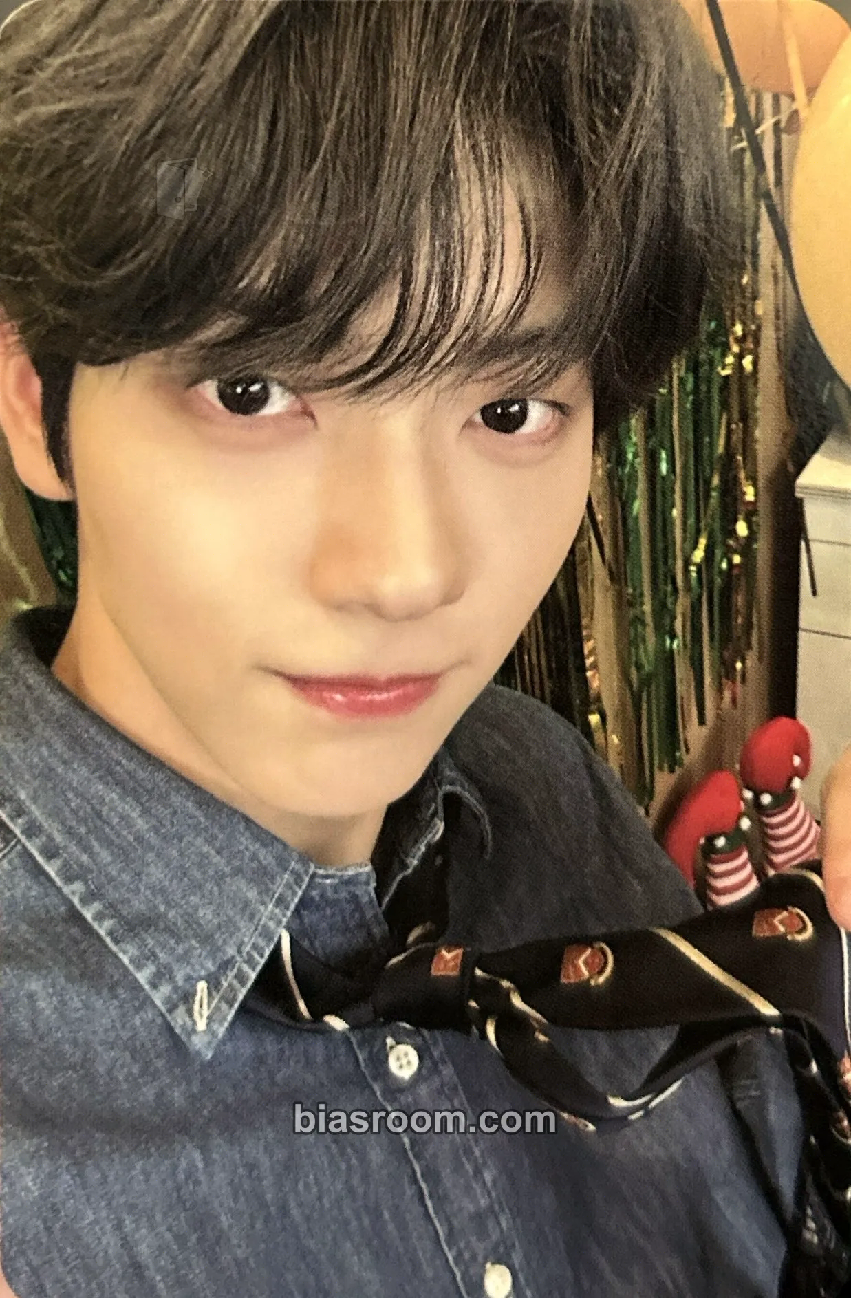 Soobin Season's Greetings 2025 Photocard - TOMORROW X TOGETHER - TOMORROW X TOGETHER K-pop photocard