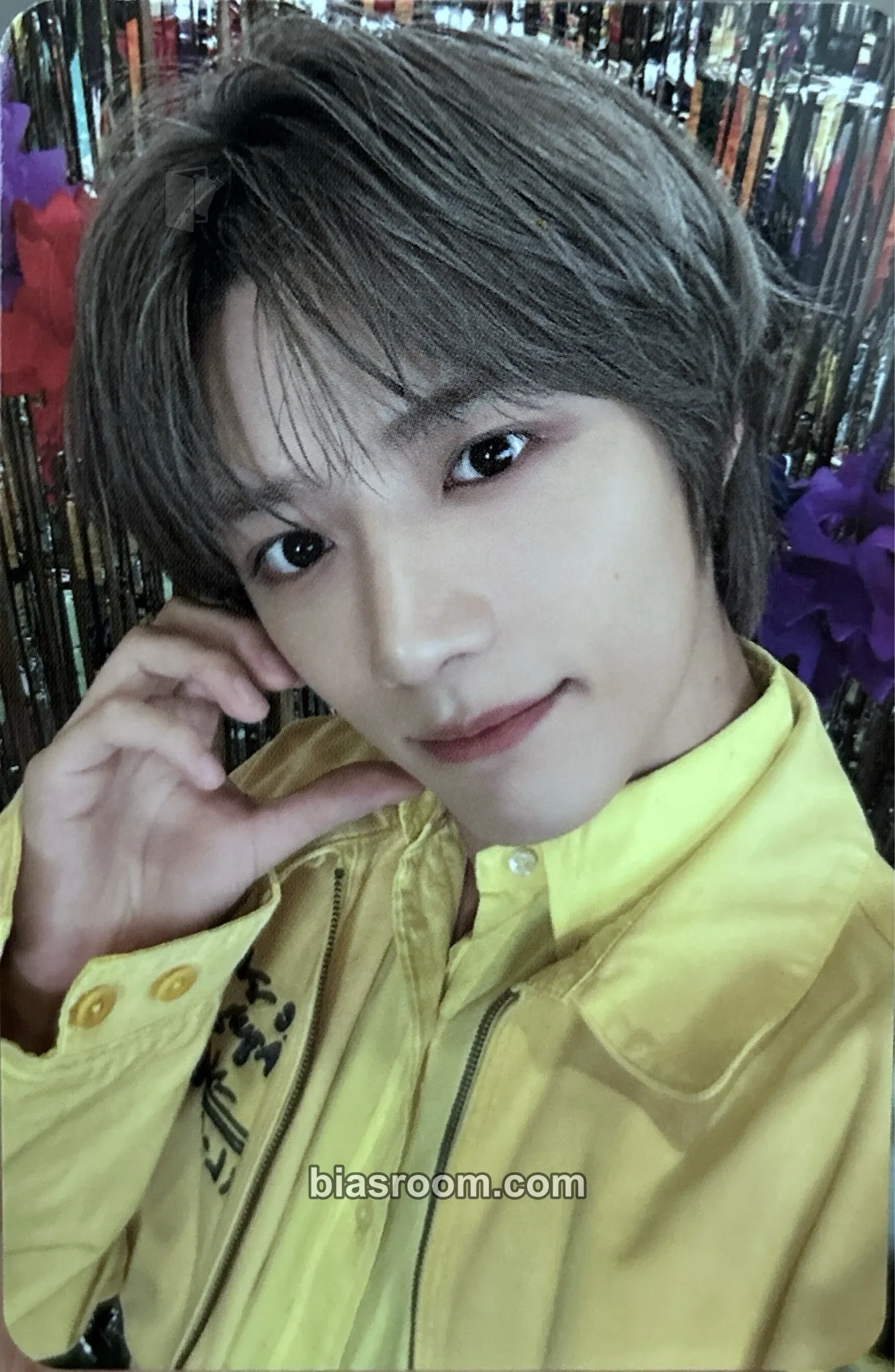 Beomgyu Season's Greetings 2025 Photocard - TOMORROW X TOGETHER - TOMORROW X TOGETHER K-pop photocard