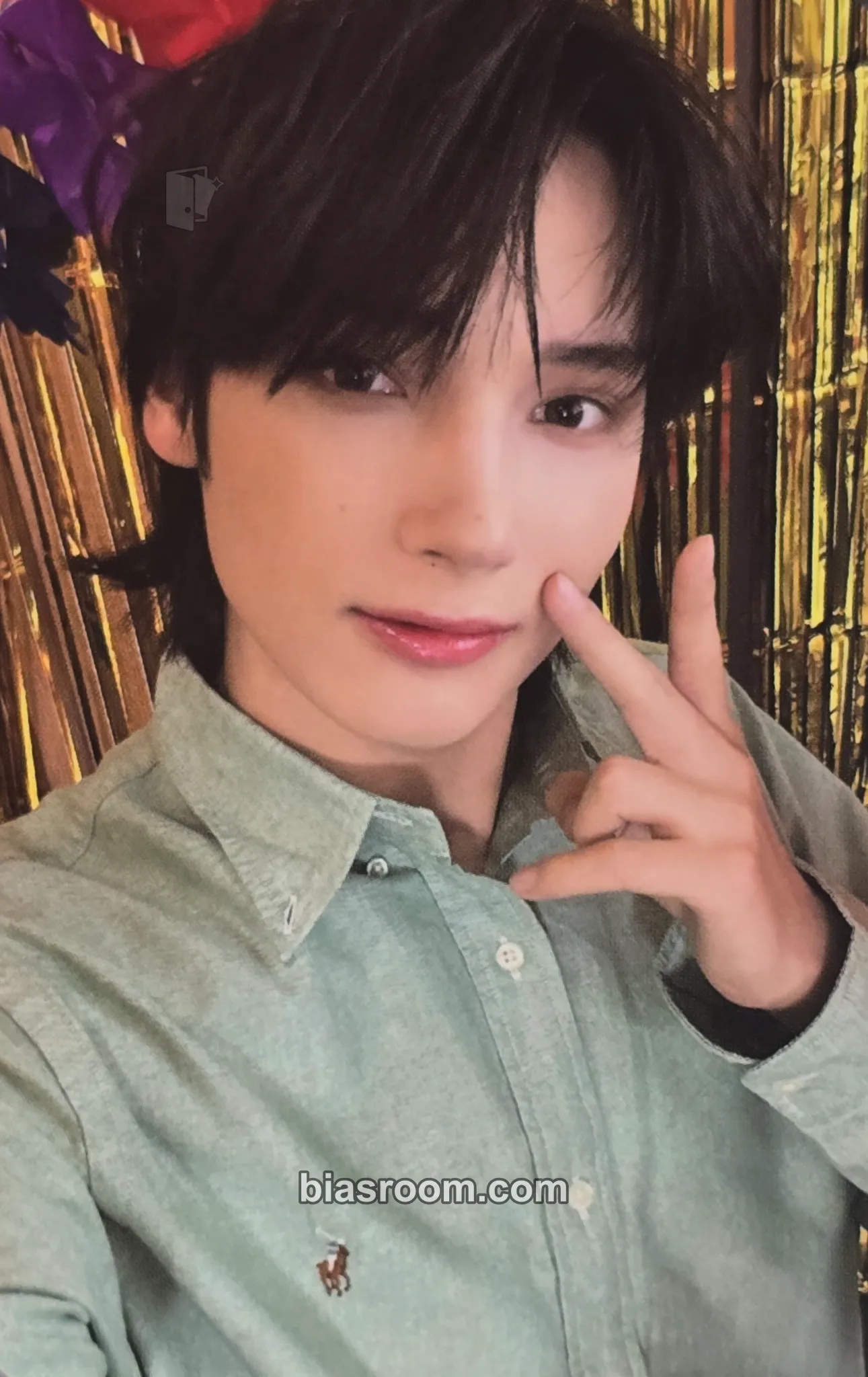 Huening Kai Season's Greetings 2025 Photocard - TOMORROW X TOGETHER - TOMORROW X TOGETHER K-pop photocard
