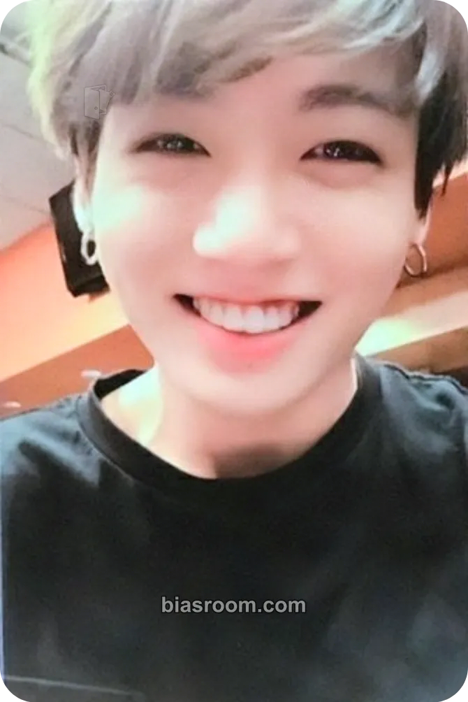 Jungkook Love Yourself in New York DVD & Bluray Photocard - BTS - BTS K-pop photocard