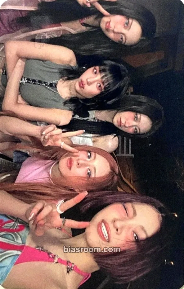 Girls Will Be Girls Photocard - ITZY - ITZY K-pop photocard