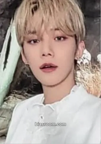 Yeonjun Act: Love Sick Photocard - TOMORROW X TOGETHER - TOMORROW X TOGETHER K-pop photocard
