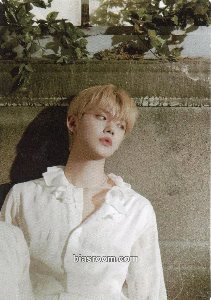 Yeonjun Act: Love Sick Photocard - TOMORROW X TOGETHER - TOMORROW X TOGETHER K-pop photocard