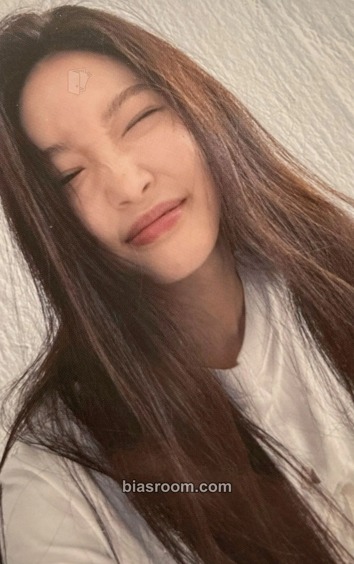 Chung Ha Bare&Rare Pt.1 Photocard - Chung Ha K-pop photocard