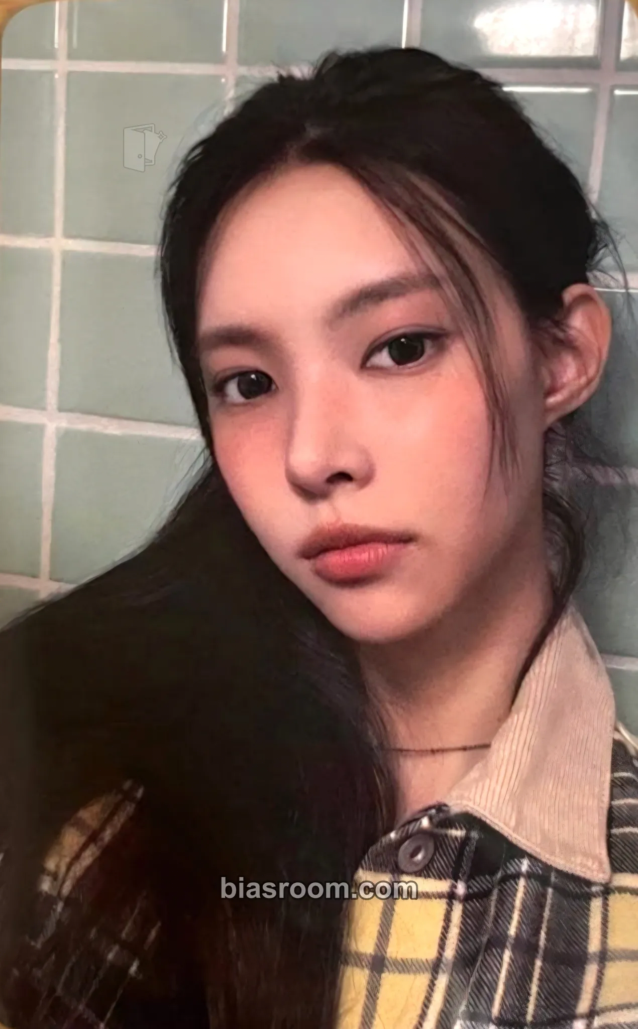 Yunah SUPER REAL ME Photocard - ILLIT - ILLIT K-pop photocard