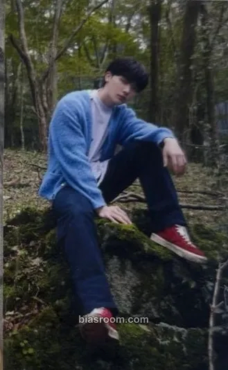 Nicholas First Howling : ME EP Photocard - &TEAM - &TEAM K-pop photocard