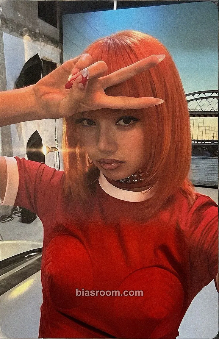 Lisa Alter Ego (Lisa solo) Photocard - BLACKPINK - BLACKPINK K-pop photocard