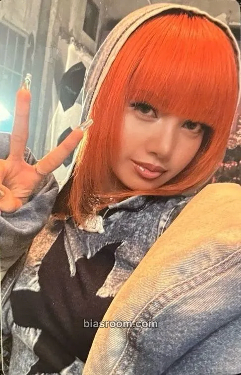 Lisa Alter Ego (Lisa solo) Photocard - BLACKPINK - BLACKPINK K-pop photocard