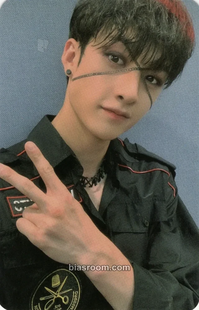 Stray Kids - Bang Chan - GO LIVE Album pre-order benefit withfans yzy yizhiyu