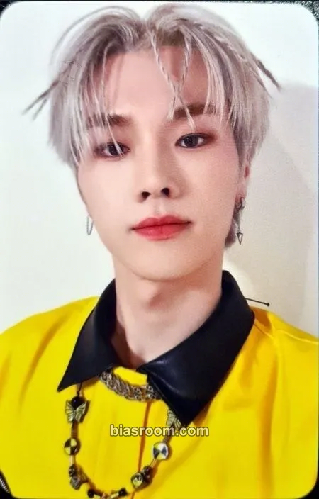 Jungsu Hello, World! Photocard - Xdinary Heroes - Xdinary Heroes K-pop photocard