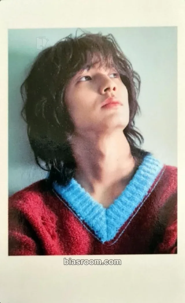 Xdinary Heroes - Hello, World! Album pop-up store drink polaroid