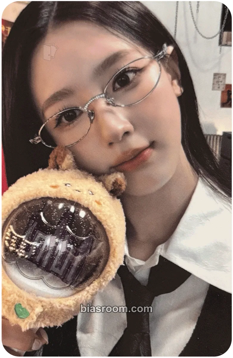 Miyeon I Sway Photocard - i-dle - i-dle K-pop photocard
