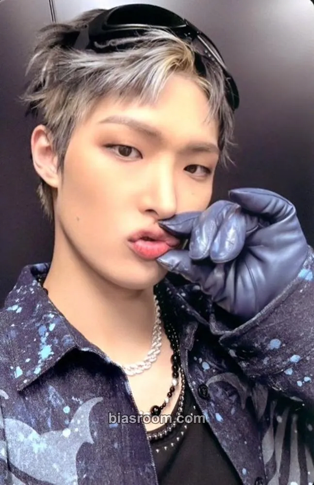 Mingi THE WORLD EP.FIN : WILL Photocard - ATEEZ - ATEEZ K-pop photocard