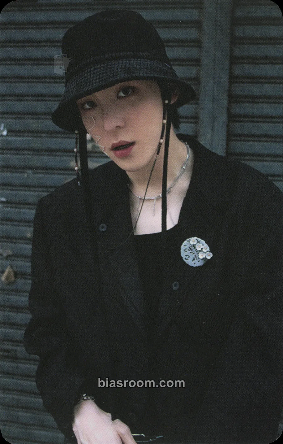 Yunho THE WORLD EP.2 : OUTLAW Photocard - ATEEZ - ATEEZ K-pop photocard