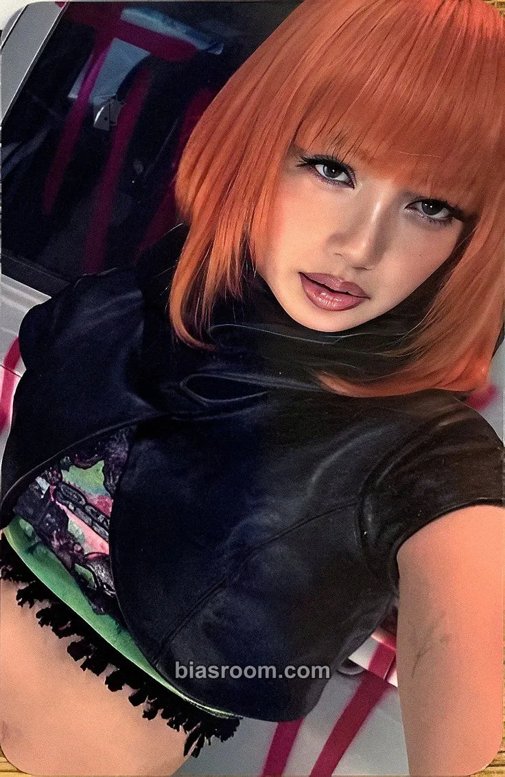 Lisa Alter Ego (Lisa solo) Photocard - BLACKPINK - BLACKPINK K-pop photocard