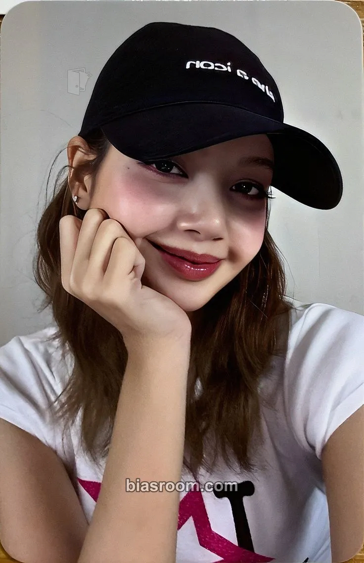 Lisa Alter Ego (Lisa solo) Photocard - BLACKPINK - BLACKPINK K-pop photocard
