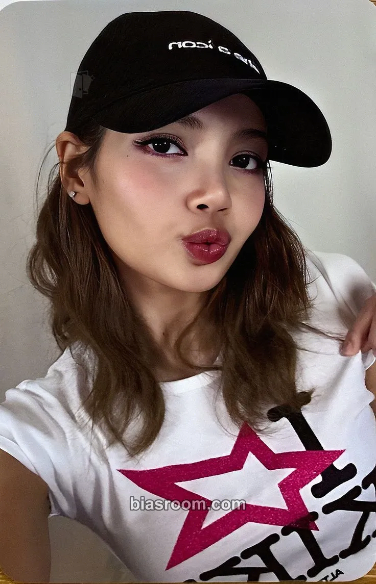 Lisa Alter Ego (Lisa solo) Photocard - BLACKPINK - BLACKPINK K-pop photocard