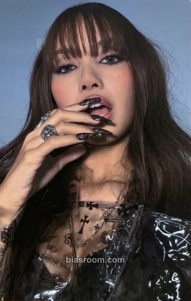 Lisa Alter Ego (Lisa solo) Photocard - BLACKPINK - BLACKPINK K-pop photocard