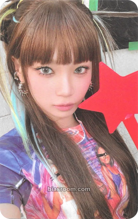 Kim Chaewon CRAZY Photocard - LE SSERAFIM - LE SSERAFIM K-pop photocard