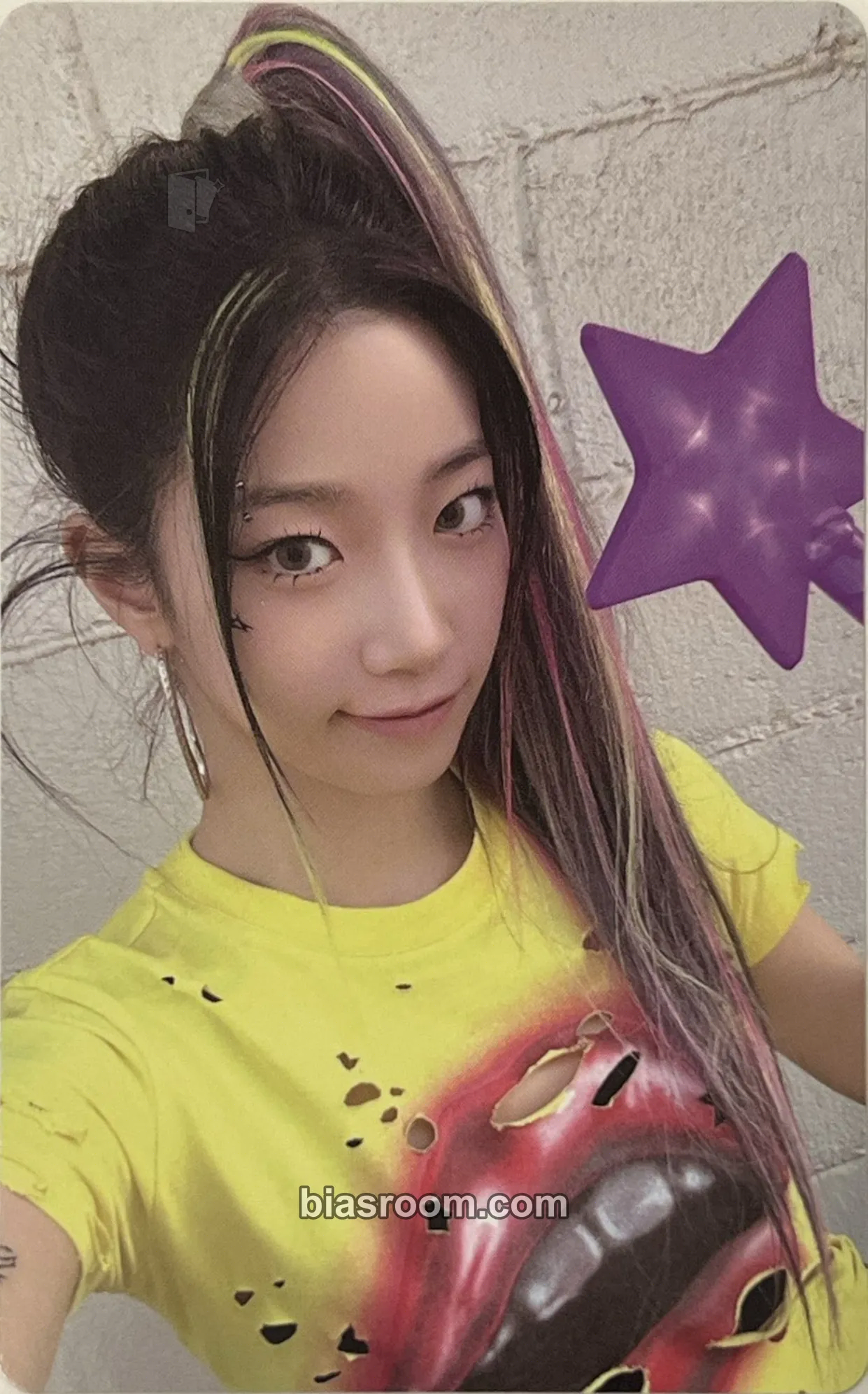 Kazuha CRAZY Photocard - LE SSERAFIM - LE SSERAFIM K-pop photocard