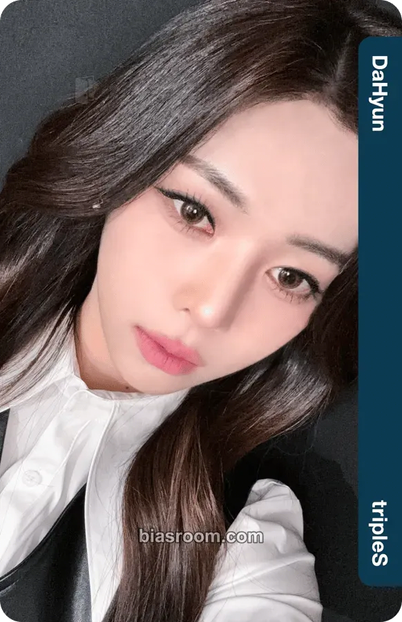 Dahyun Assemble24 Photocard - tripleS - tripleS K-pop photocard