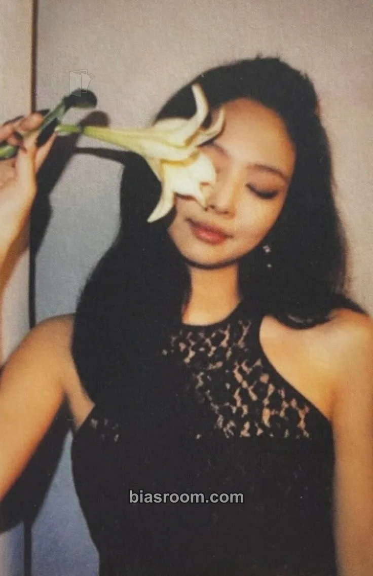 Jennie 2022 Welcoming Collection Photocard - BLACKPINK - BLACKPINK K-pop photocard