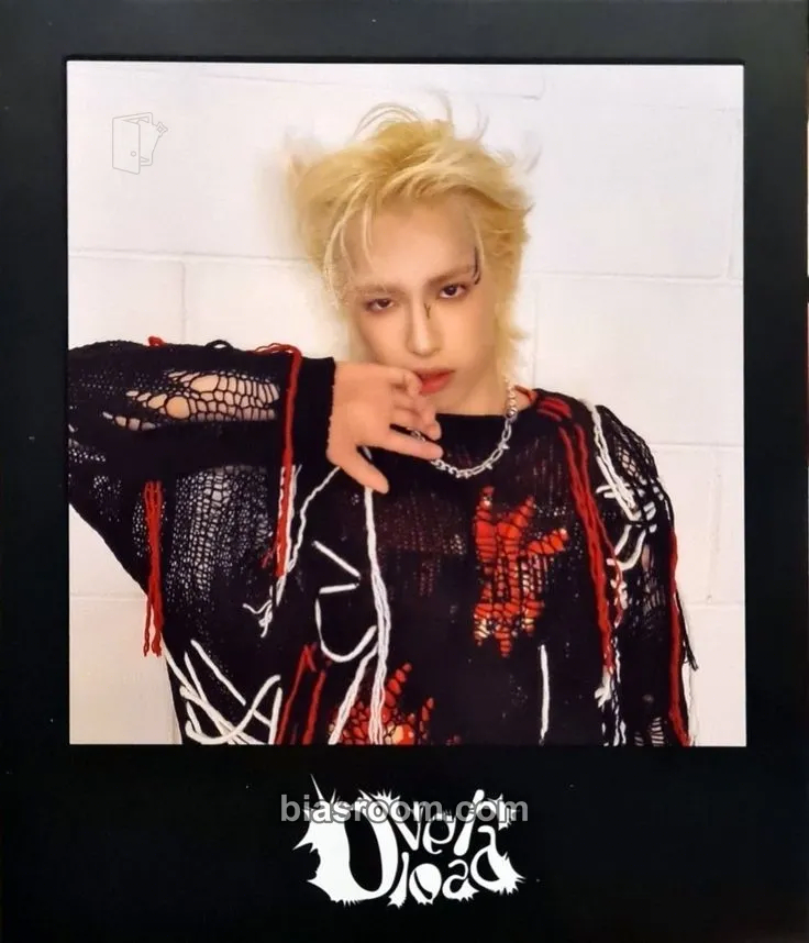 Gaon Overload Photocard - Xdinary Heroes - Xdinary Heroes K-pop photocard