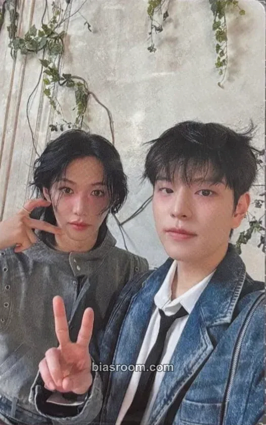 Hollow Photocard - Stray Kids - Stray Kids K-pop photocard
