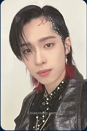 Gaon Overload Photocard - Xdinary Heroes - Xdinary Heroes K-pop photocard