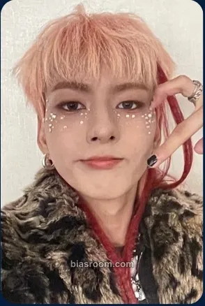 O.de Overload Photocard - Xdinary Heroes - Xdinary Heroes K-pop photocard