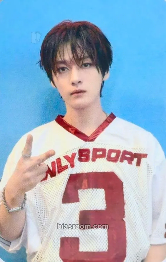 Lee Know KARMA Photocard - Stray Kids - Stray Kids K-pop photocard