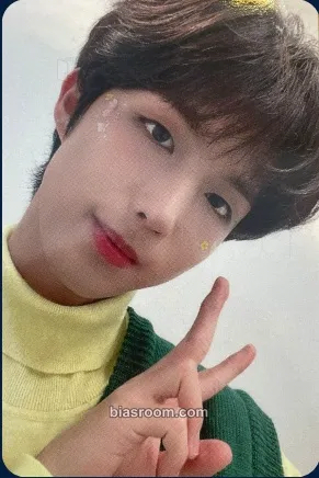 Jun Han Overload Photocard - Xdinary Heroes - Xdinary Heroes K-pop photocard
