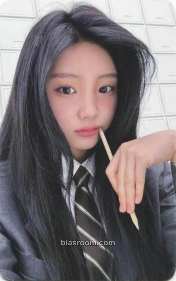 Wonhee SUPER REAL ME Photocard - ILLIT - ILLIT K-pop photocard
