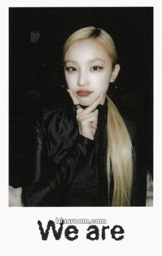 Yuqi We are Photocard - i-dle - i-dle K-pop photocard