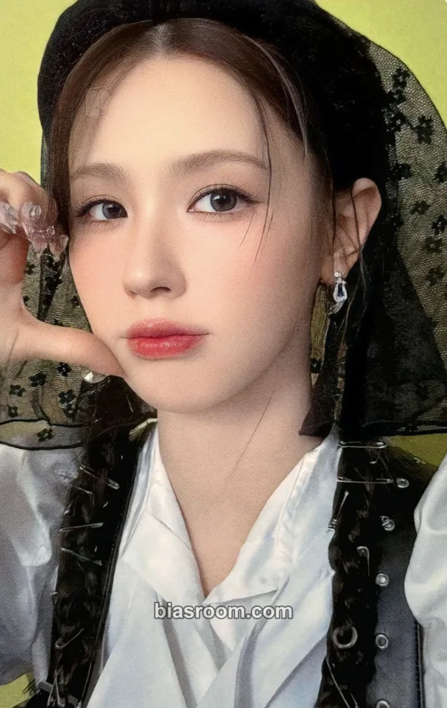 i-dle - Miyeon - We are Album tower records japan pob (pre-order benefit) bad image - replace