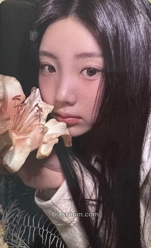 Wonhee SUPER REAL ME Photocard - ILLIT - ILLIT K-pop photocard