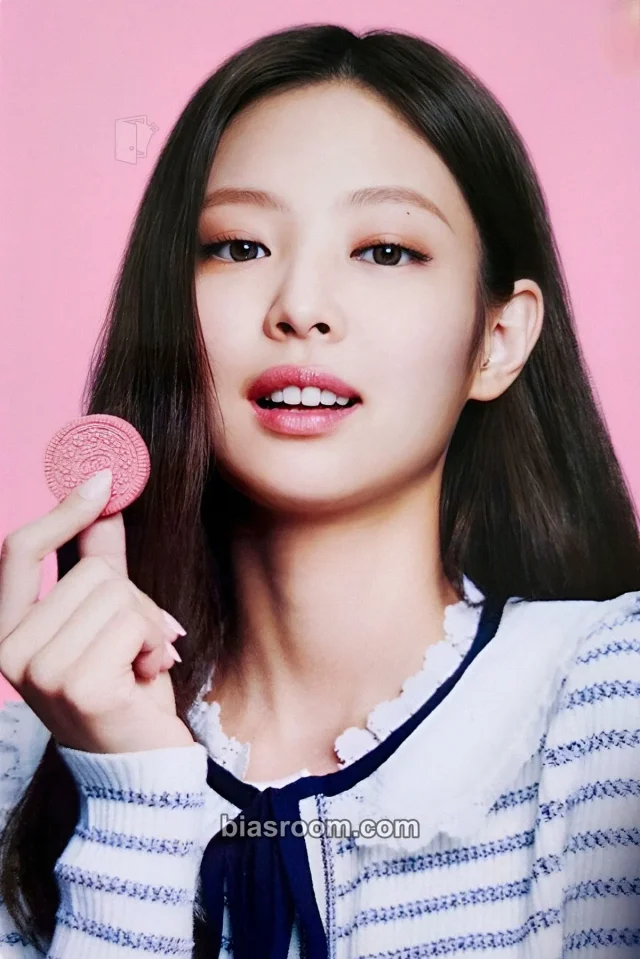 BLACKPINK - Jennie - Blackpink x Oreo Other yg select
