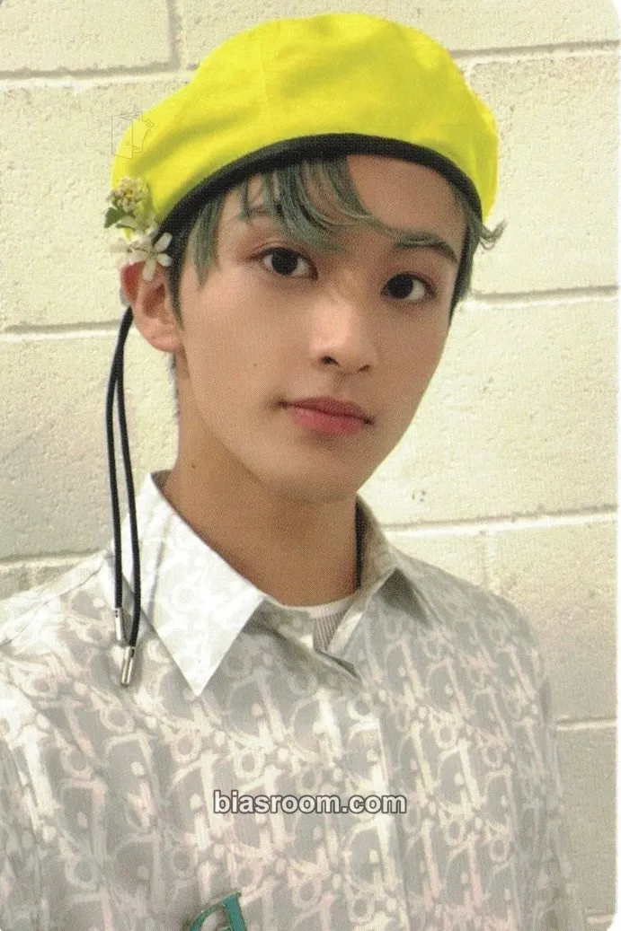 Mark Hello Future Photocard - NCT DREAM - NCT DREAM K-pop photocard