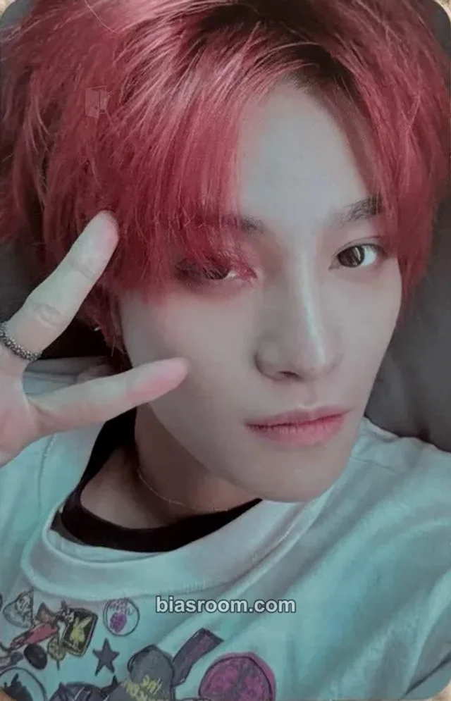 WayV - Yangyang - On My Youth Album diary version