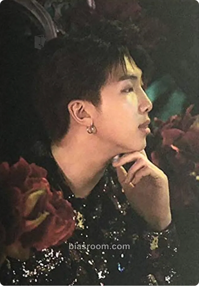 RM VT Cosmetics Photocard - BTS - BTS K-pop photocard