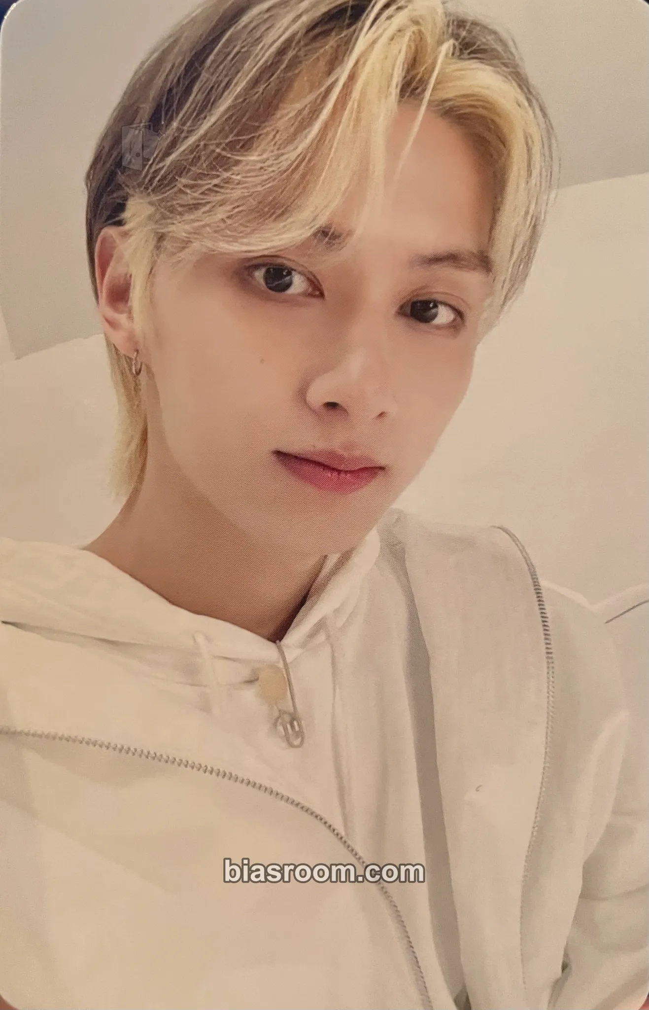 Jun Going Magazine Vol. 2 Photobook Photocard - SEVENTEEN - SEVENTEEN K-pop photocard