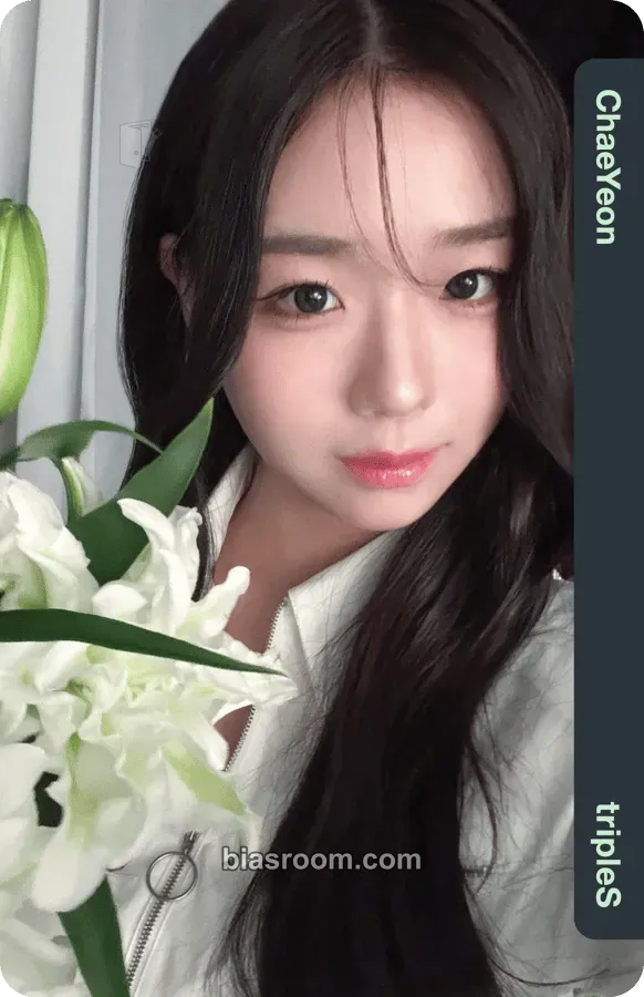 Chaeyeon Untitled Photocard - tripleS - tripleS K-pop photocard