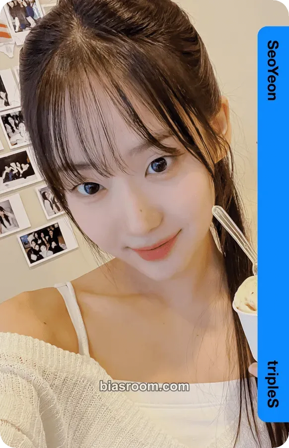 Seoyeon tripleS 1st World Tour: Authentic Photocard - tripleS - tripleS K-pop photocard