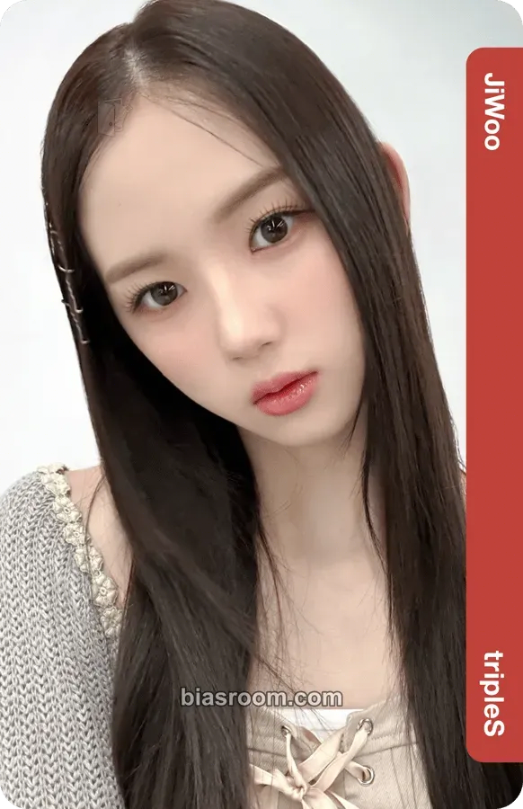 Jiwoo tripleS 1st World Tour: Authentic Photocard - tripleS - tripleS K-pop photocard