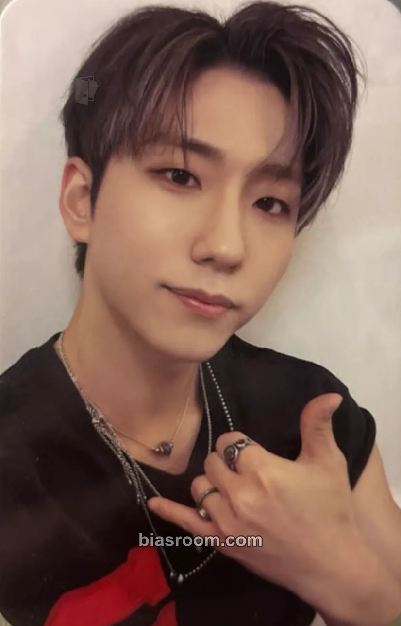 Gunil Deadlock Photocard - Xdinary Heroes - Xdinary Heroes K-pop photocard