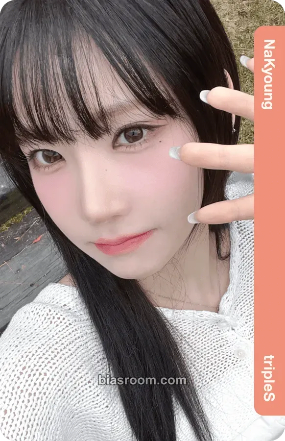 Nakyoung 2024 Season's Greetings: LOVE EVOLution Photocard - tripleS - tripleS K-pop photocard