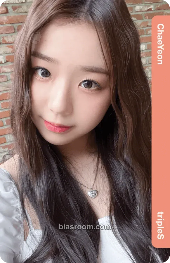 Chaeyeon 2024 Season's Greetings: LOVE EVOLution Photocard - tripleS - tripleS K-pop photocard
